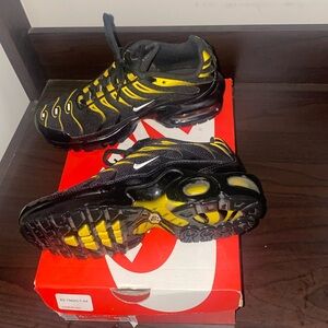 NEW Nike Air Max Plus